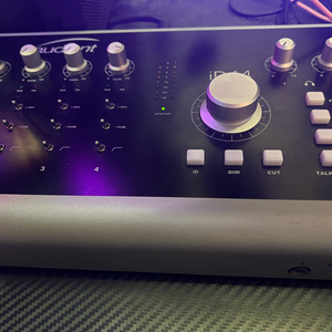 오디언트 ID44 오디오인터페이스 오인페 이미지