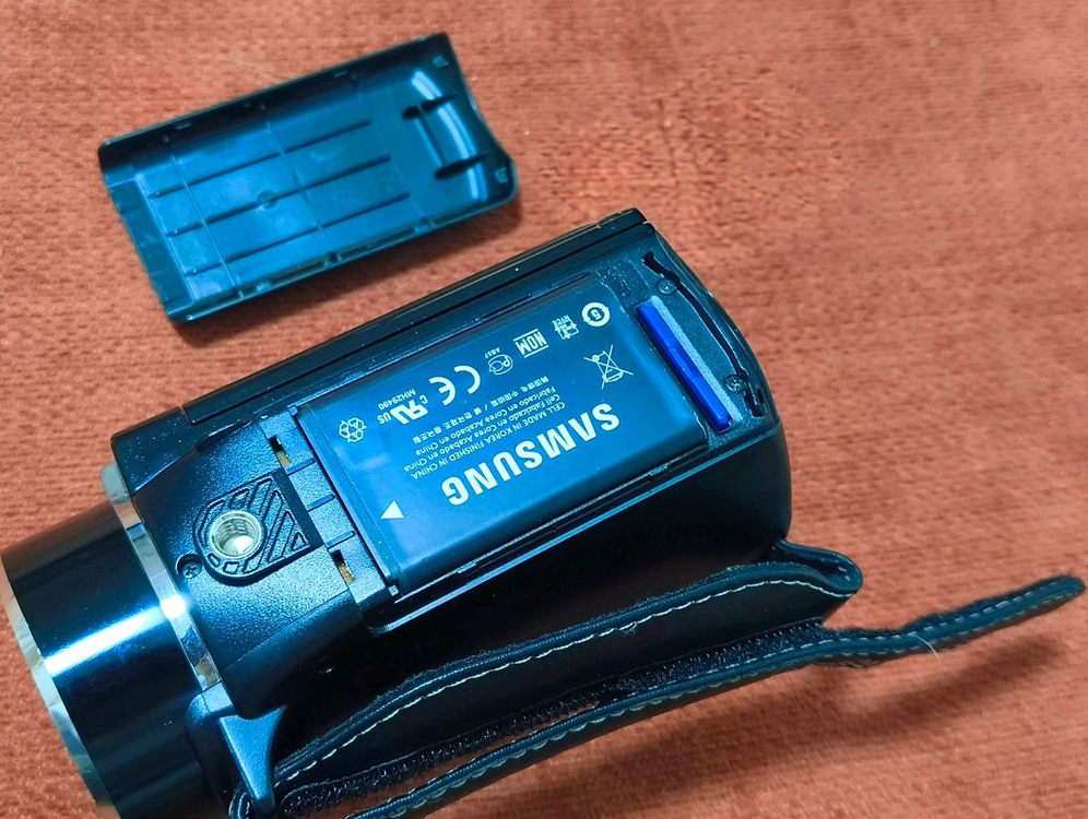 삼성 SMX-K45BD 하이엔드 Full HD 캠코더 이미지