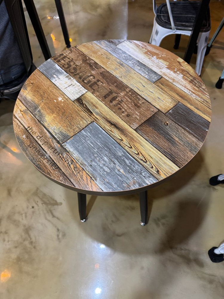 빈티지 우드 테이블 의자 세트 이미지