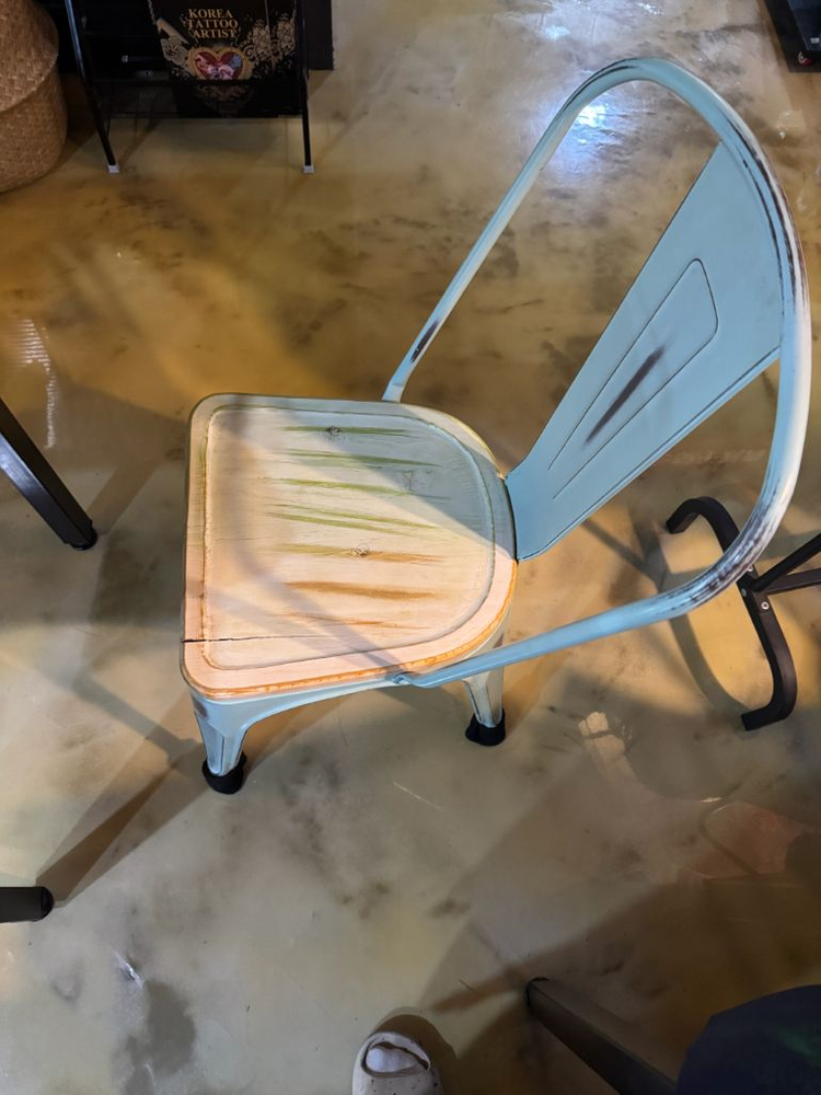 빈티지 우드 테이블 의자 세트 이미지