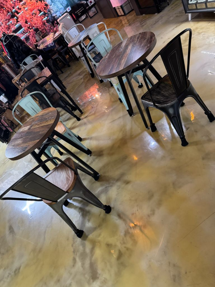 빈티지 우드 테이블 의자 세트 이미지