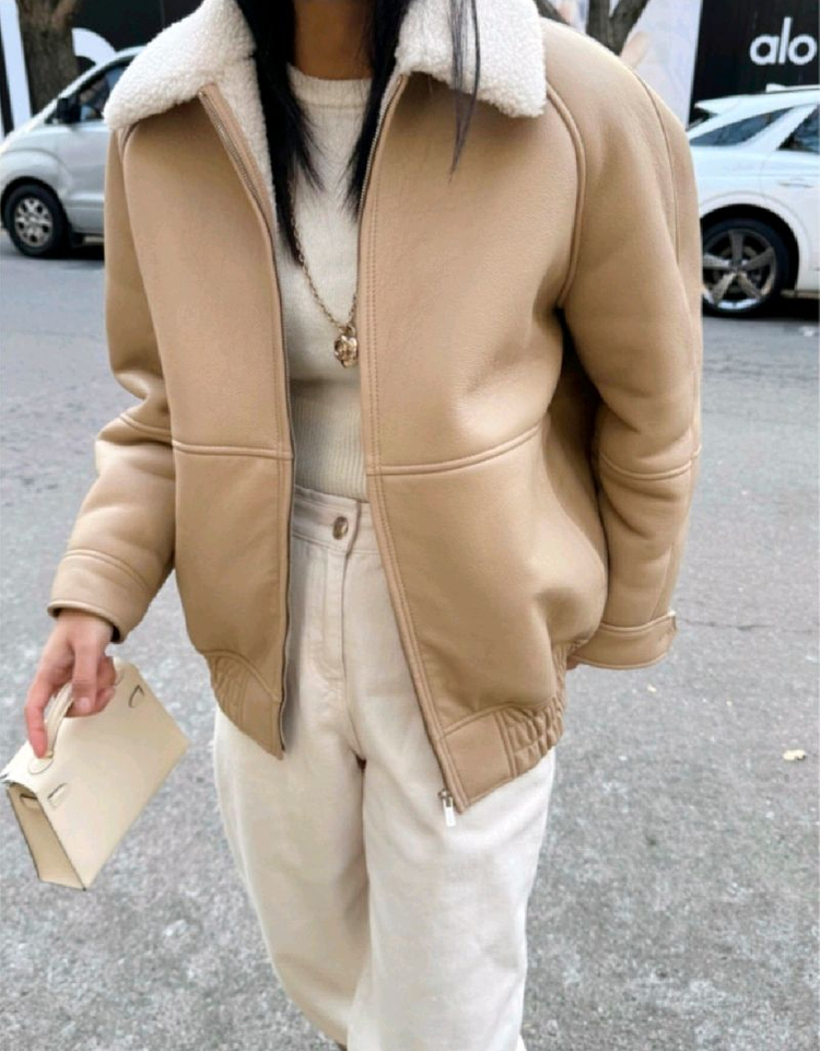 마이아이코 램스 울 보머 무스탕 자켓 베이지 판매합니다.미개봉 새상품! 이미지