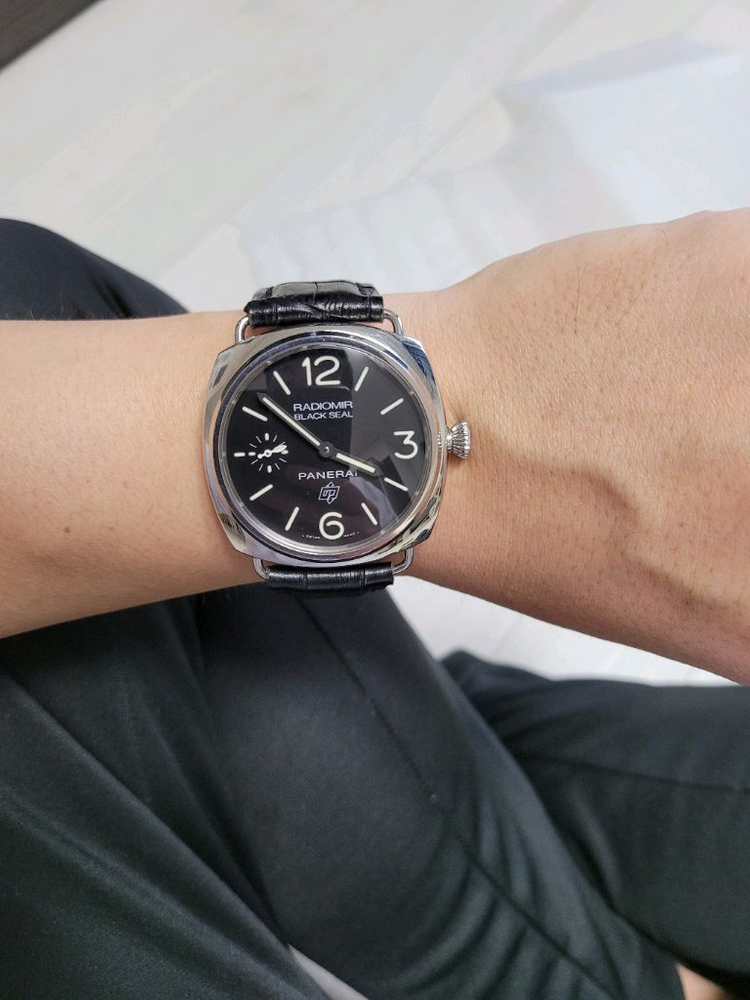 파네라이 라디오미르 블랙씰 pam380 이미지