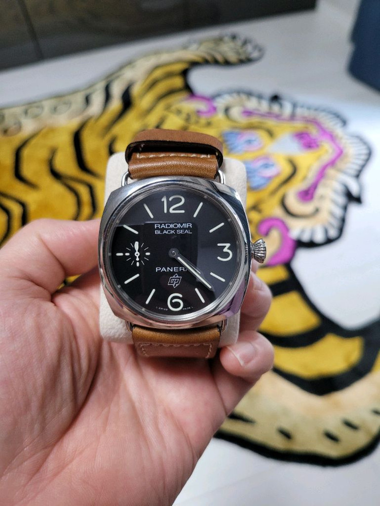 파네라이 라디오미르 블랙씰 pam380 이미지