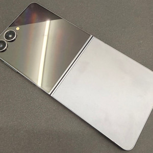 갤럭시 Z플립7 512GB 블랙컬러 [A급] 케이스+필름 증정 저렴하게 이미지