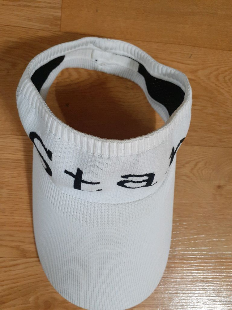 모자 예쁜니다 고급스러워요 요즘 계절 햇빛 등가리개로도 좋아요 편하게 보세요 3000원 이미지