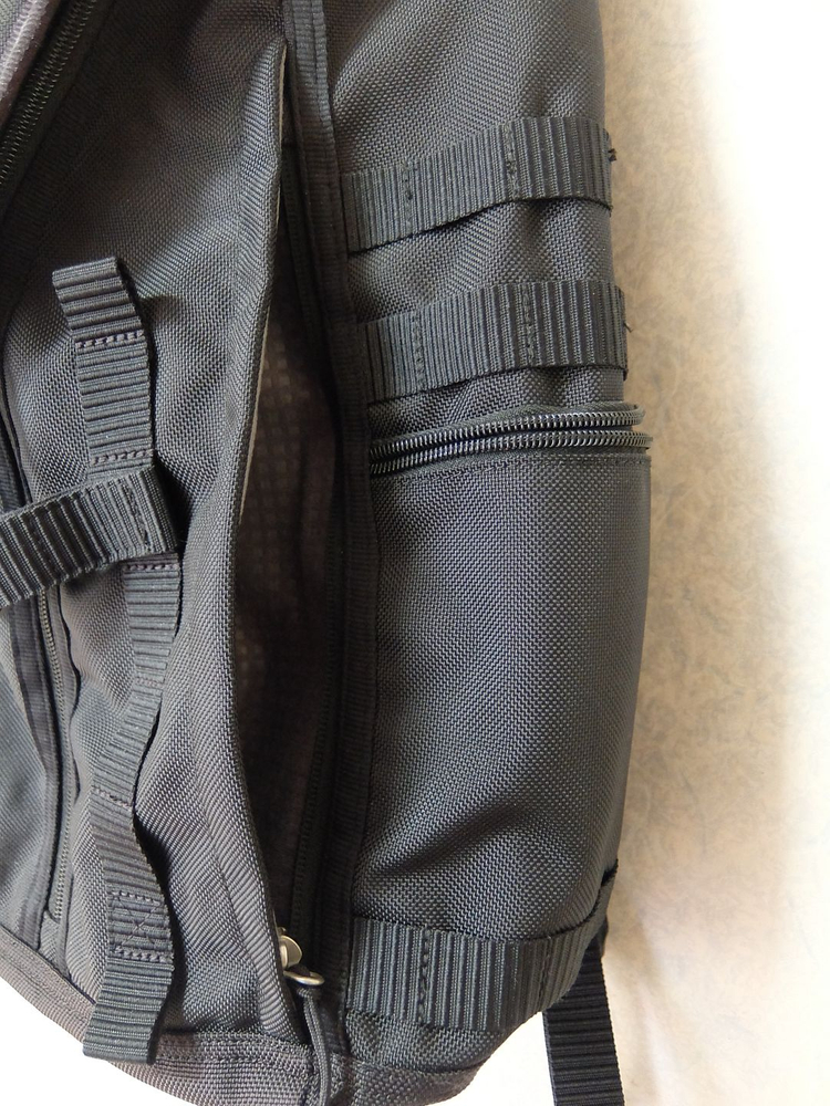 나이키 레브론 제임스 스트라이프 포 그레이티스 백팩 이미지