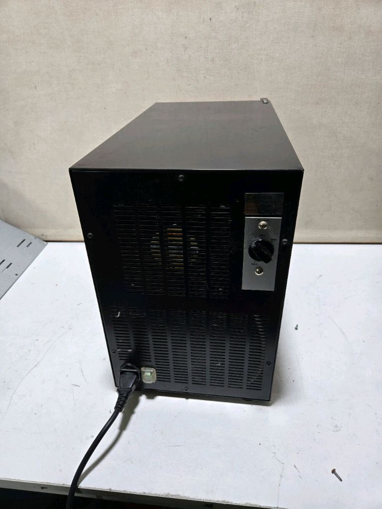 Vitrifrigo FG10L WMFE 모델의 미니 냉장고 이미지