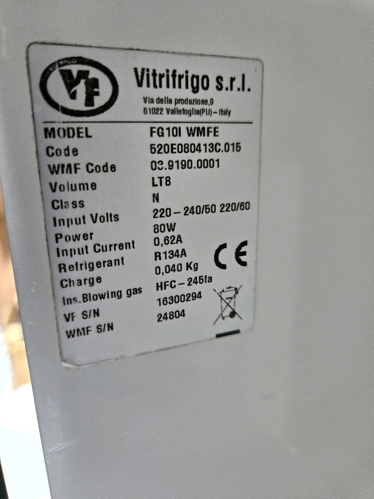 Vitrifrigo FG10L WMFE 모델의 미니 냉장고 이미지