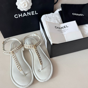 샤넬 CC로고 체인 T스트랩 샌들 이미지