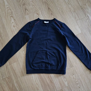 구찌 키즈 맨투맨티 팔아요~ 이미지