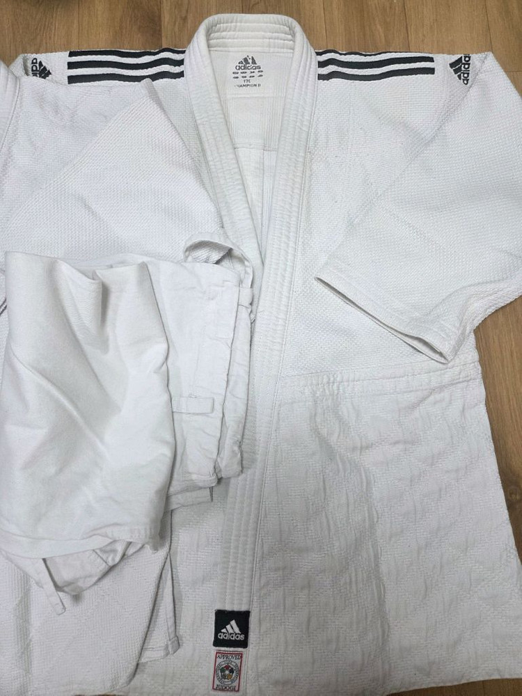 아디다스 선수용 유도복 170 상의 + 무술사 유도복 170 이미지