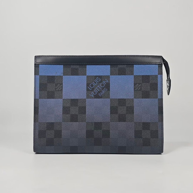 루이비통 그라피트 다미에 포쉐트 보야주 클러치백 이미지