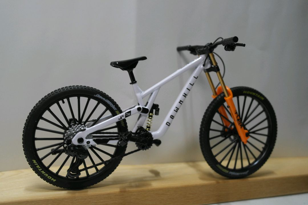 자전거미니어쳐 풀샥MTB모형2 이미지