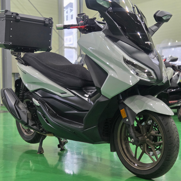 최저가)25년식 혼다 포르자350 민트급 배달셋팅완 저렴하게 판매합니다. 이미지