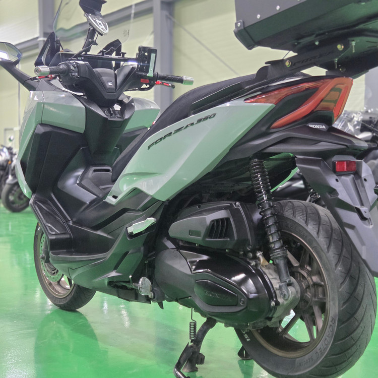 최저가)25년식 혼다 포르자350 민트급 배달셋팅완 저렴하게 판매합니다. 이미지