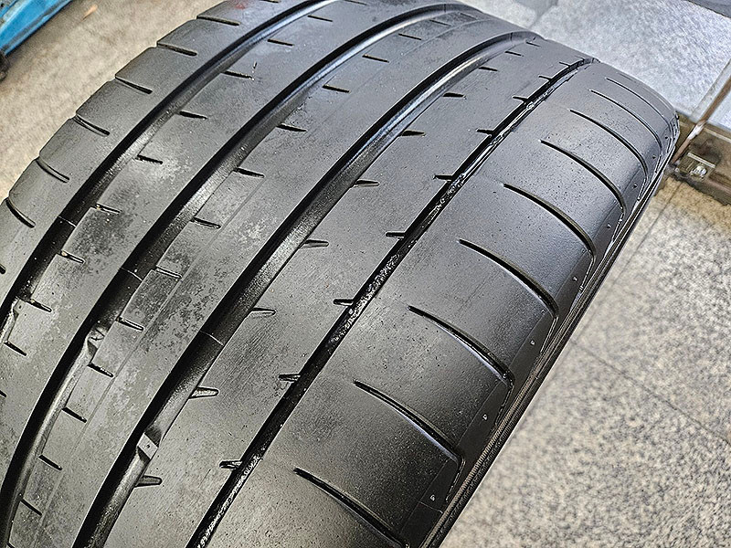 요코하마 어드반스포츠 v105 275-30-20 중고 이미지