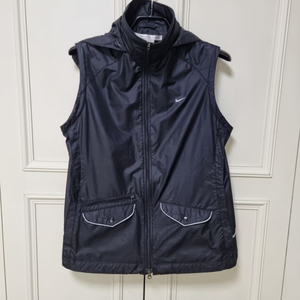 [85]나이키골프 여성 바람막이 조끼 이미지