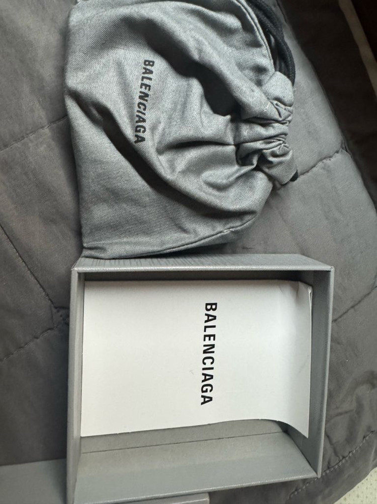 발렌시아가 남성 머니클립 이미지