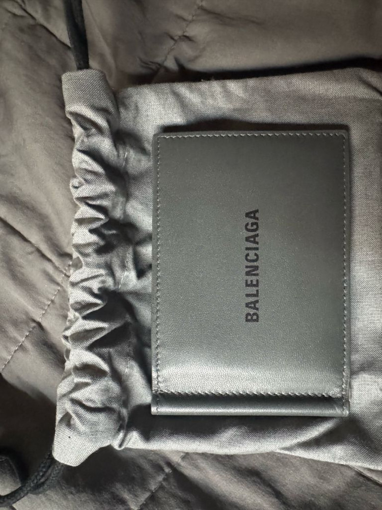 발렌시아가 남성 머니클립 이미지