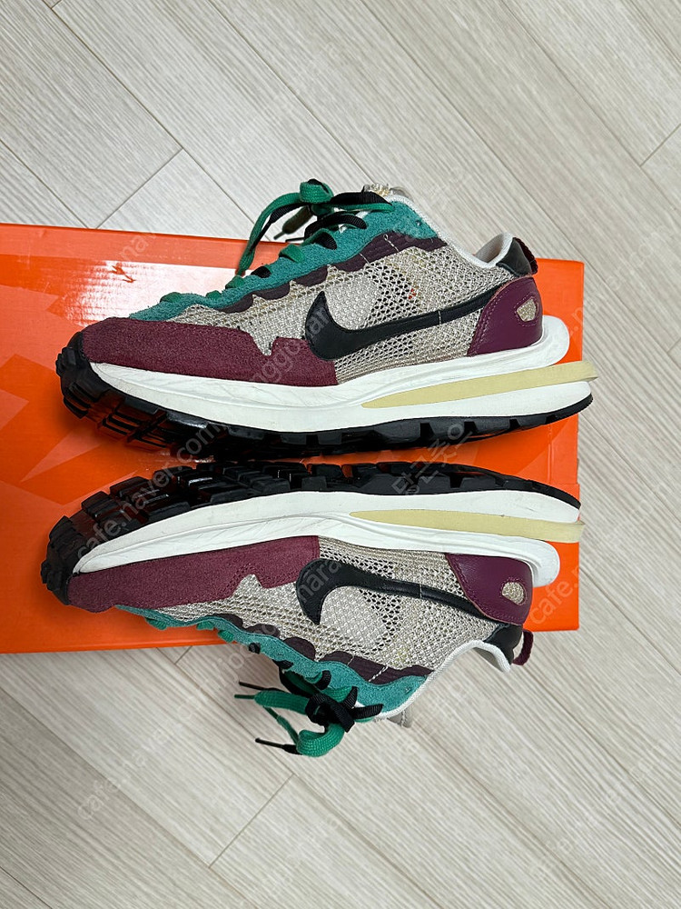 나이키 사카이 베이퍼와플 버건디 265 이미지