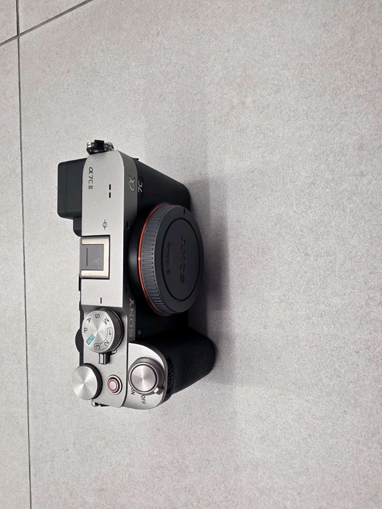 소니 A7C2 풀프레임 미러리스 카메라 바디 실버(최상급) 이미지