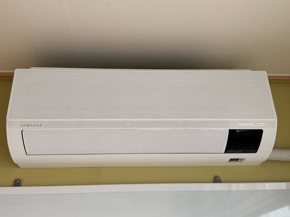 [상태 최상] 삼성 비스포크 무풍 에어컨 2in1 (2년 사용) 이미지