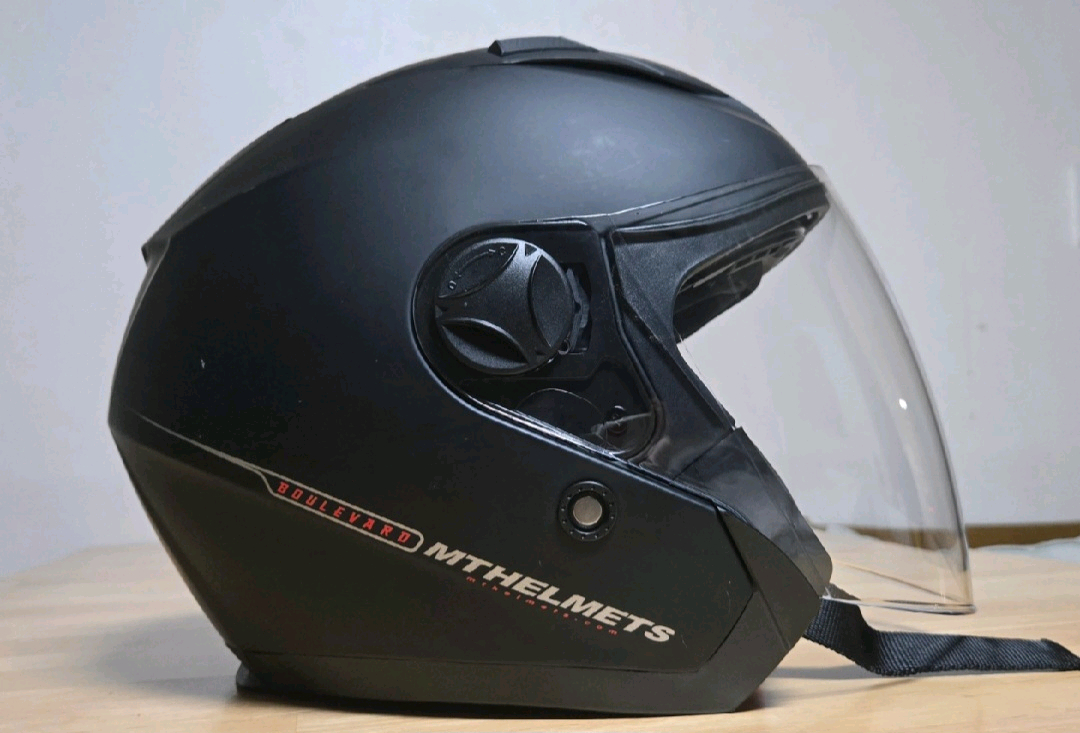 오토바이 헬멧 MT블랙/볼레바드(boulevard) 이미지