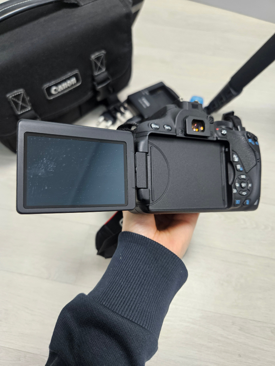 캐논 EOS 700D DSLR 풀세트 판매합니다 이미지