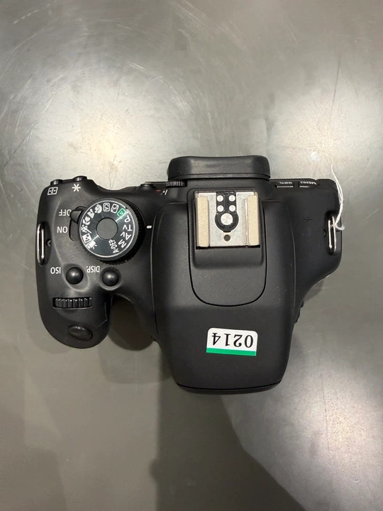 캐논 EOS 600D DSLR 카메라 이미지