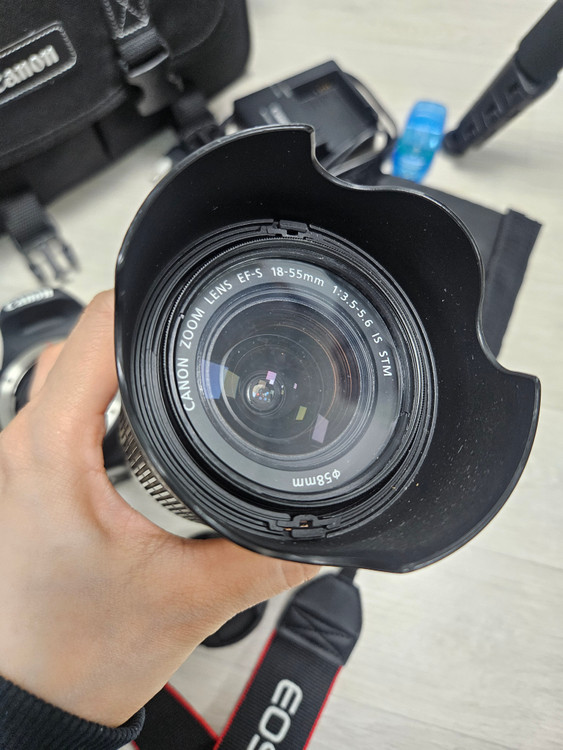 캐논 EOS 700D DSLR 풀세트 판매합니다 이미지