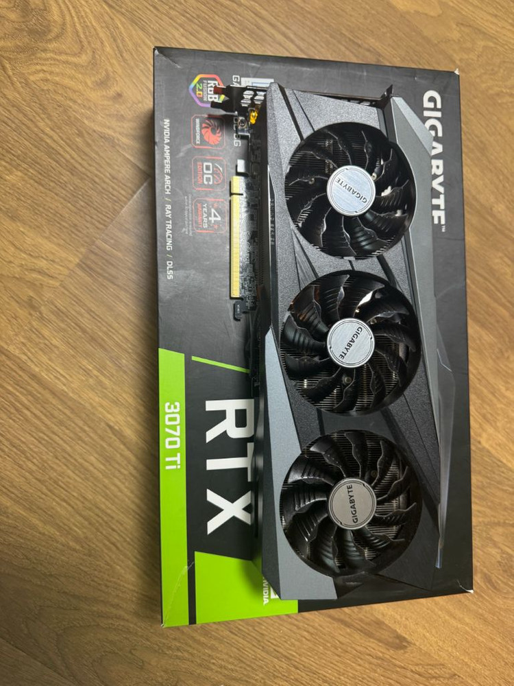 RTX 3070 Ti 그래픽카드 이미지