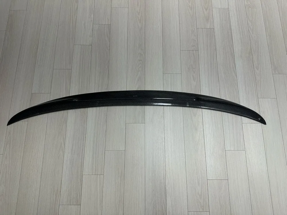 BMW F바디 G바디 520 5시리즈 카본스포일러 이미지