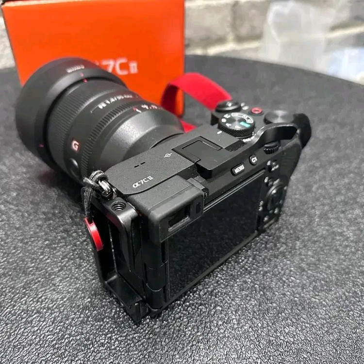 소니 A7C2 풀프레임 카메라 이미지