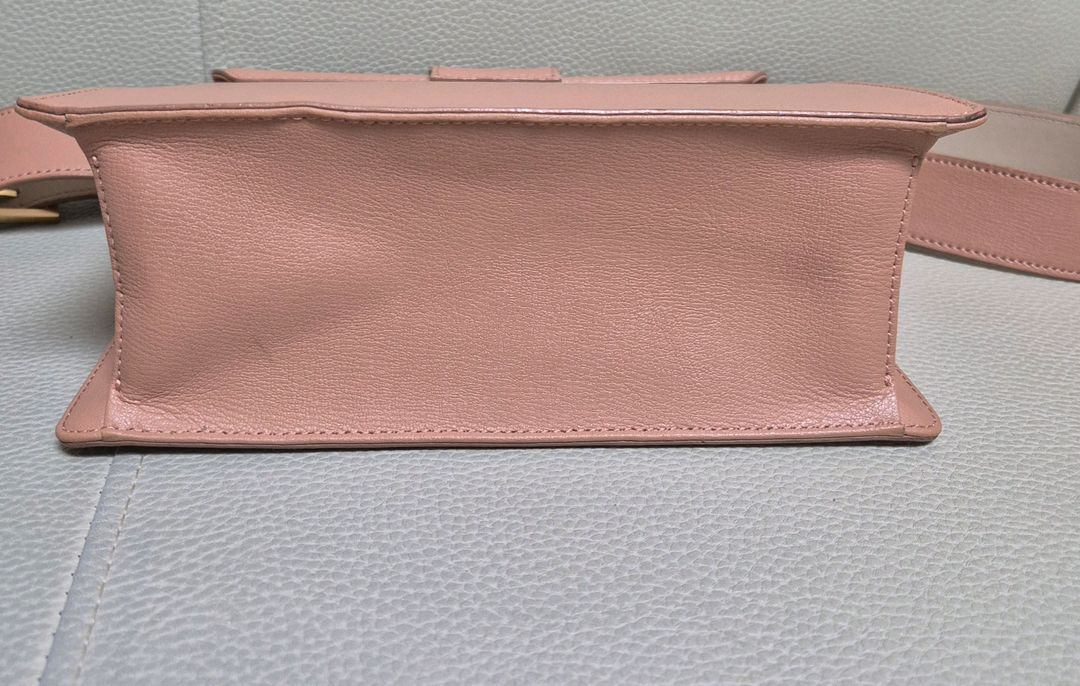 칼린 뉴헤스터 백(여성) 이미지