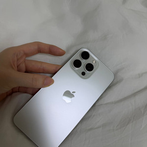 아이폰15프로맥스 256기가 화이트 이미지