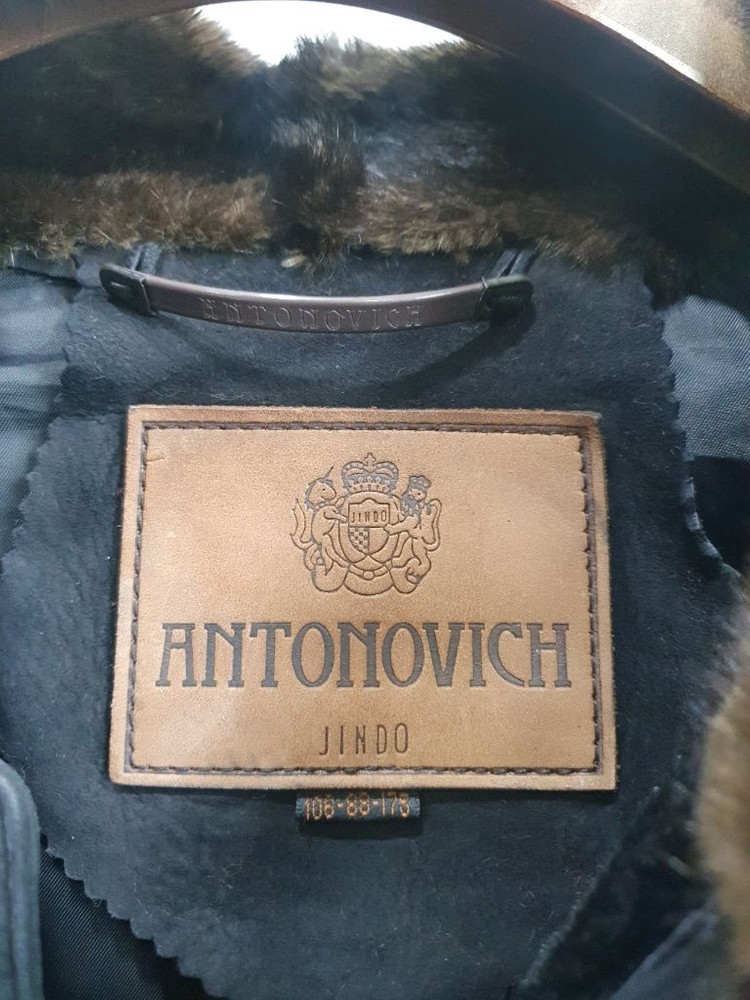 진도모피 ANTONOVICH 무스탕 코트 블랙 컨디션좋아요 이미지