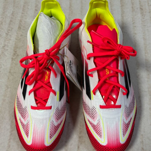 아디다스주니어축구화 이미지