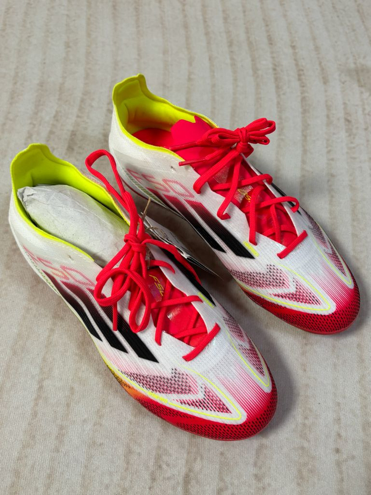 아디다스주니어축구화 이미지