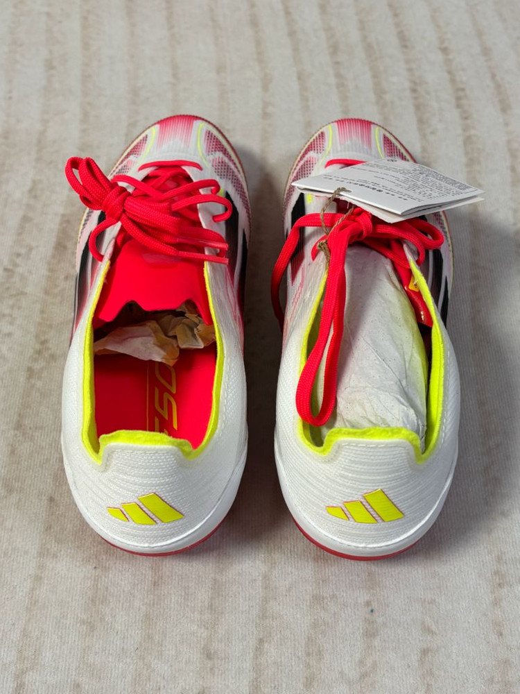 아디다스주니어축구화 이미지