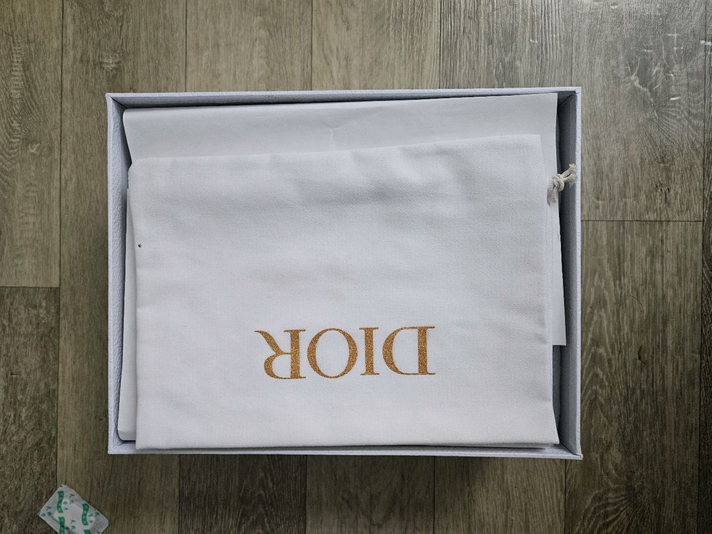 디올 바이브 스니커즈 40사이즈 풀박스 이미지