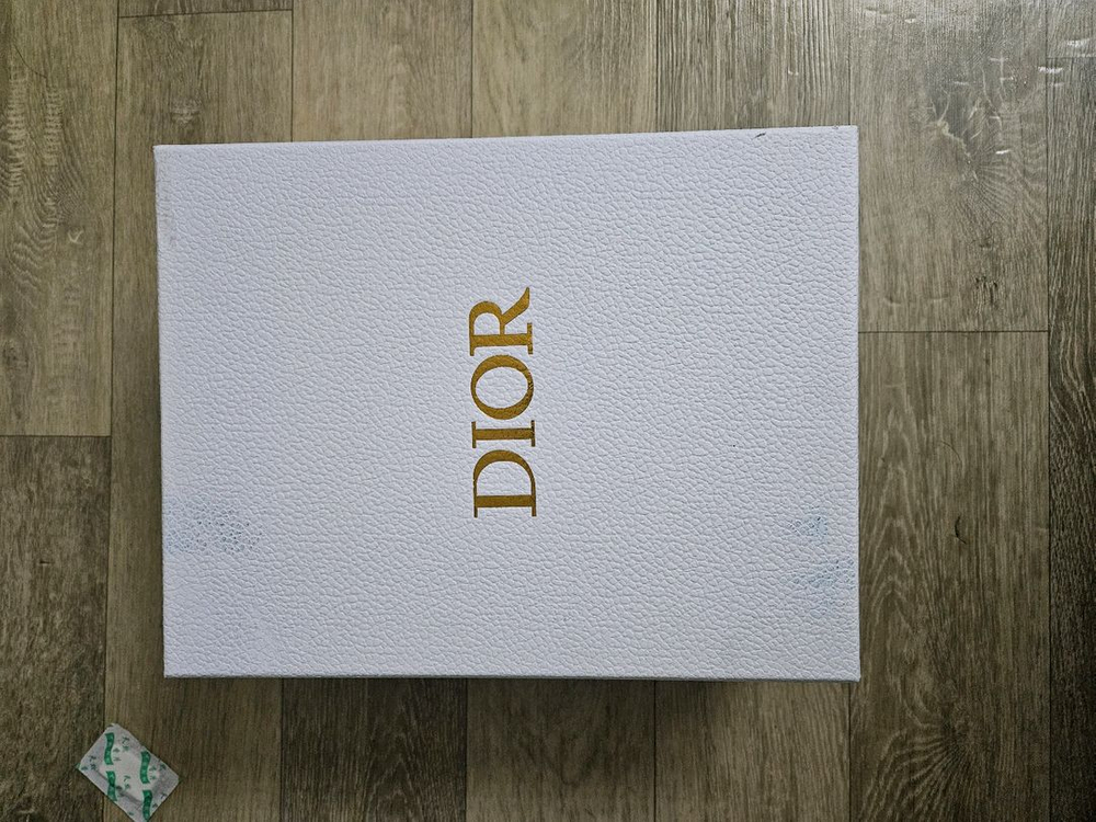 디올 바이브 스니커즈 40사이즈 풀박스 이미지