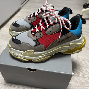 발렌시아가 트리플S 멀티 스니커즈 42 사이즈 풀박스 이미지