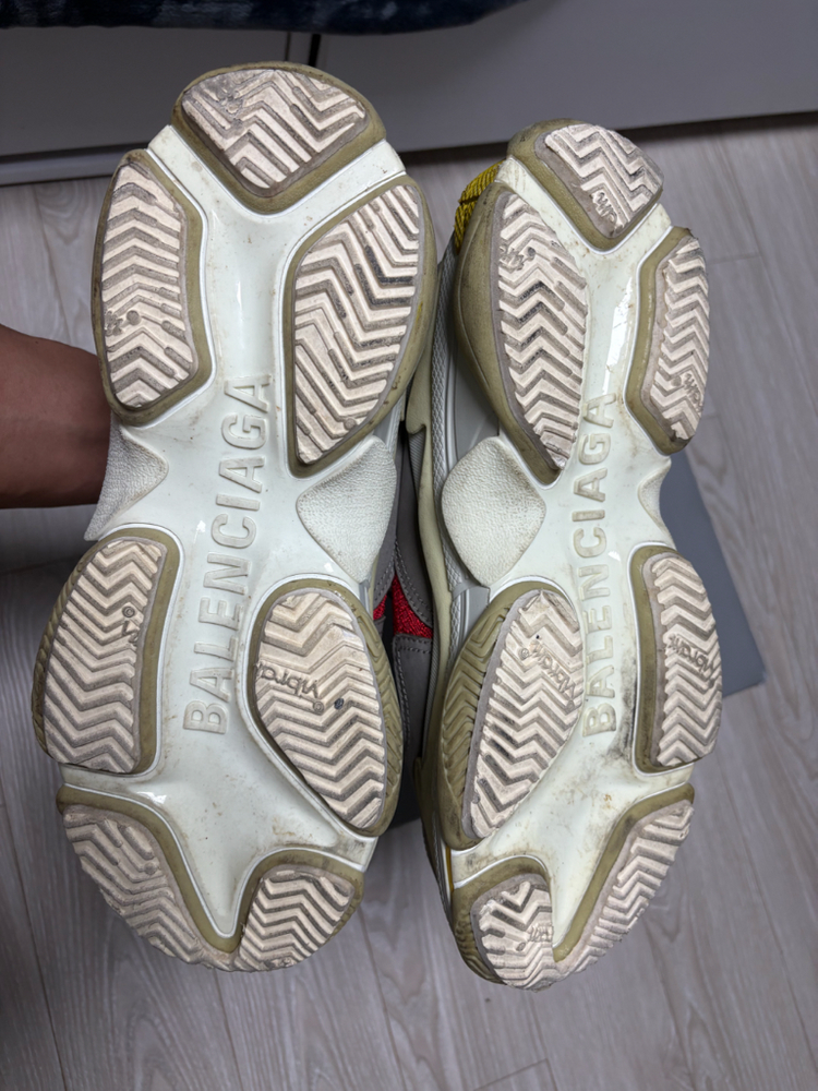 발렌시아가 트리플S 멀티 스니커즈 42 사이즈 풀박스 이미지