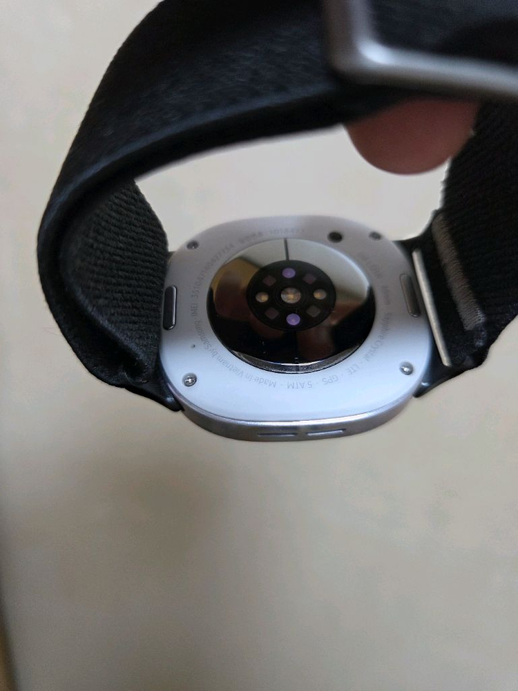 갤럭시 워치8 40mm 실버 + 스트랩 다수 이미지