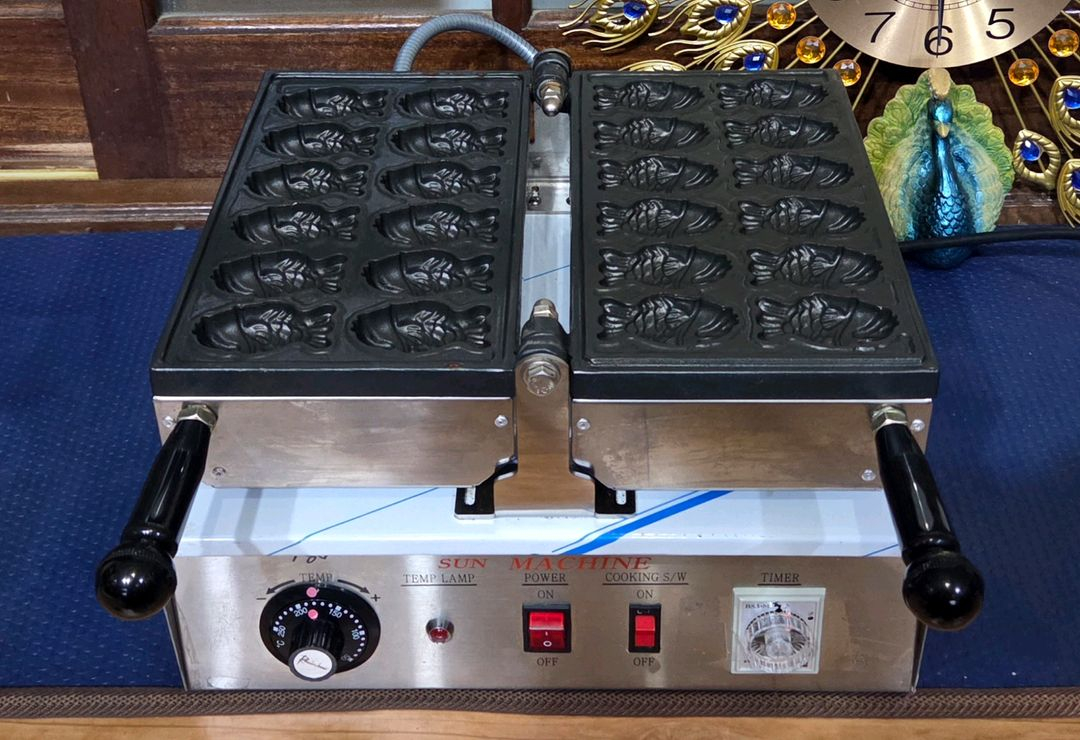 붕어빵 기계 이미지