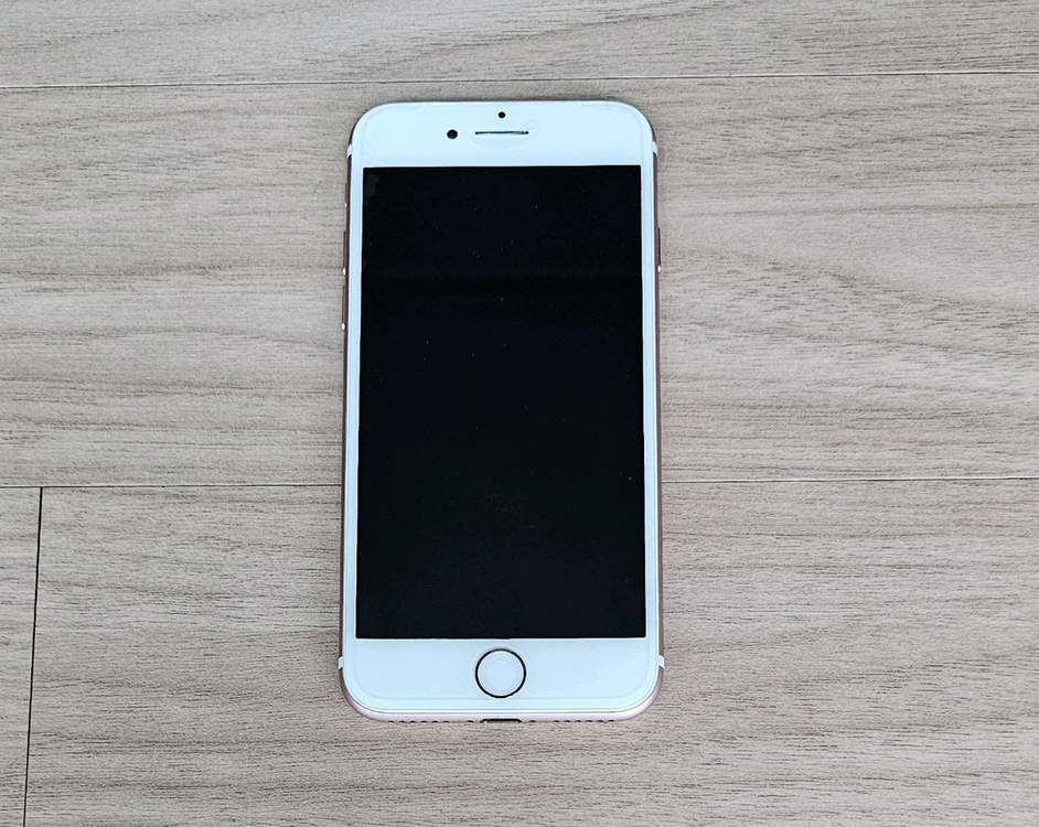 (새상품급) (국내 정품) 아이폰 7 + 정품 구성품 + 기타용품들 이미지