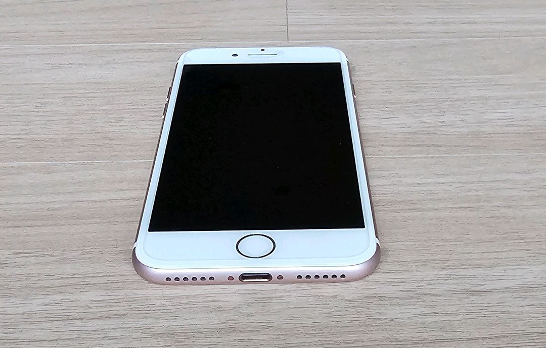 (새상품급) (국내 정품) 아이폰 7 + 정품 구성품 + 기타용품들 이미지