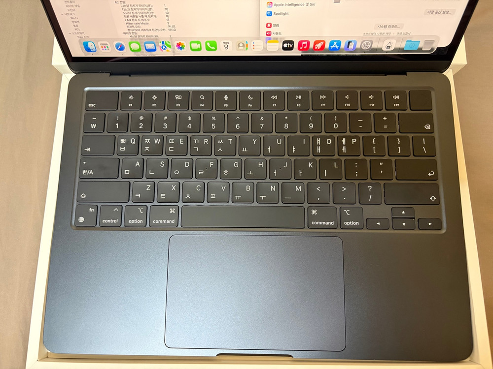 맥북에어 M2 13인치 16GB 1TB 단순개봉 이미지