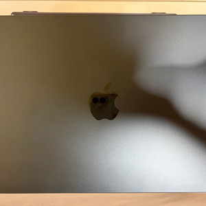 맥북에어 M2 13인치 16GB 1TB 단순개봉 이미지